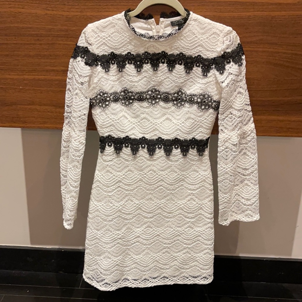 Women’s TopShop White and Black Lace Dress Sz 6